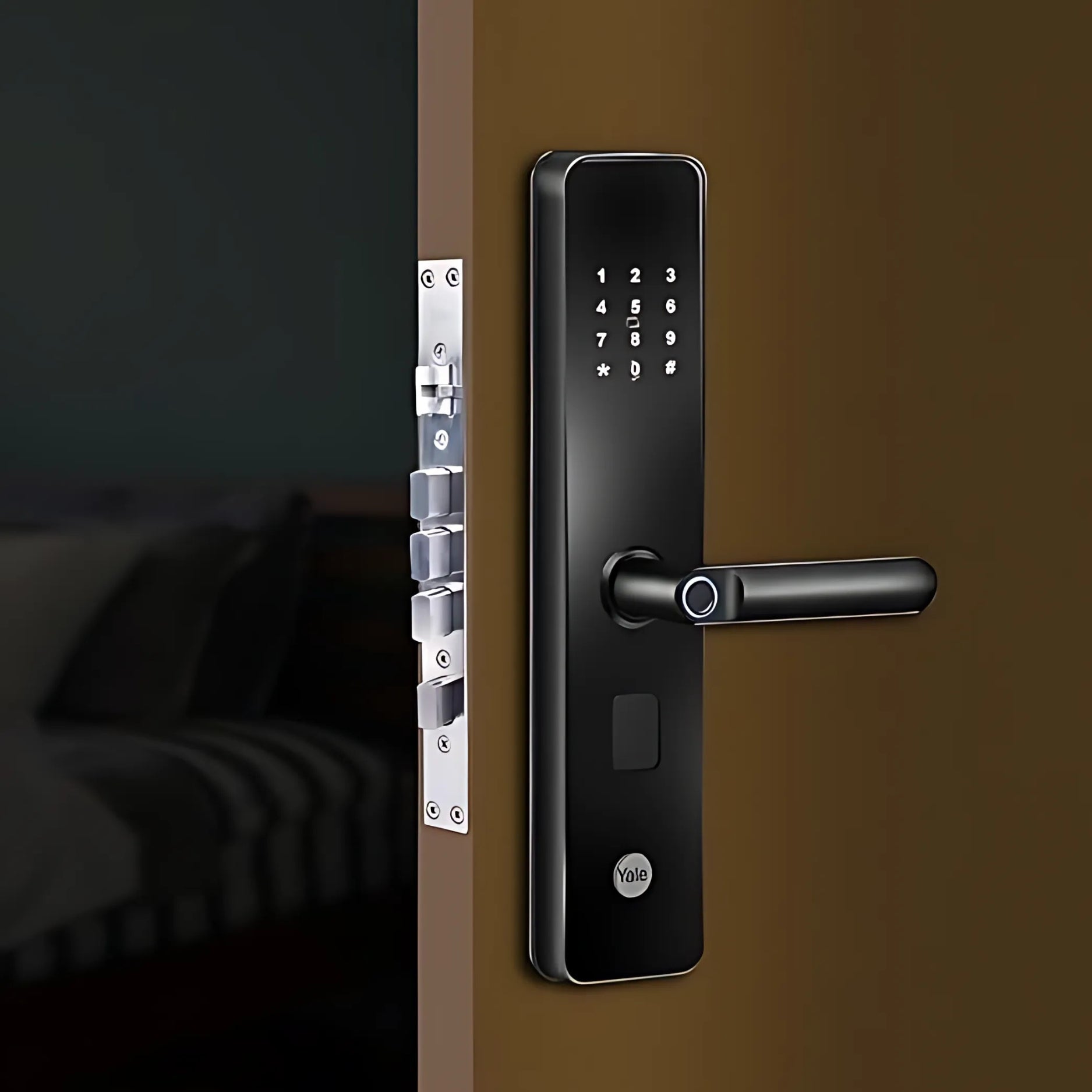 Yale YDME100NxT Smart Door Lock, Fingerprint, PIN, RFID, Manual Key Access (Black)