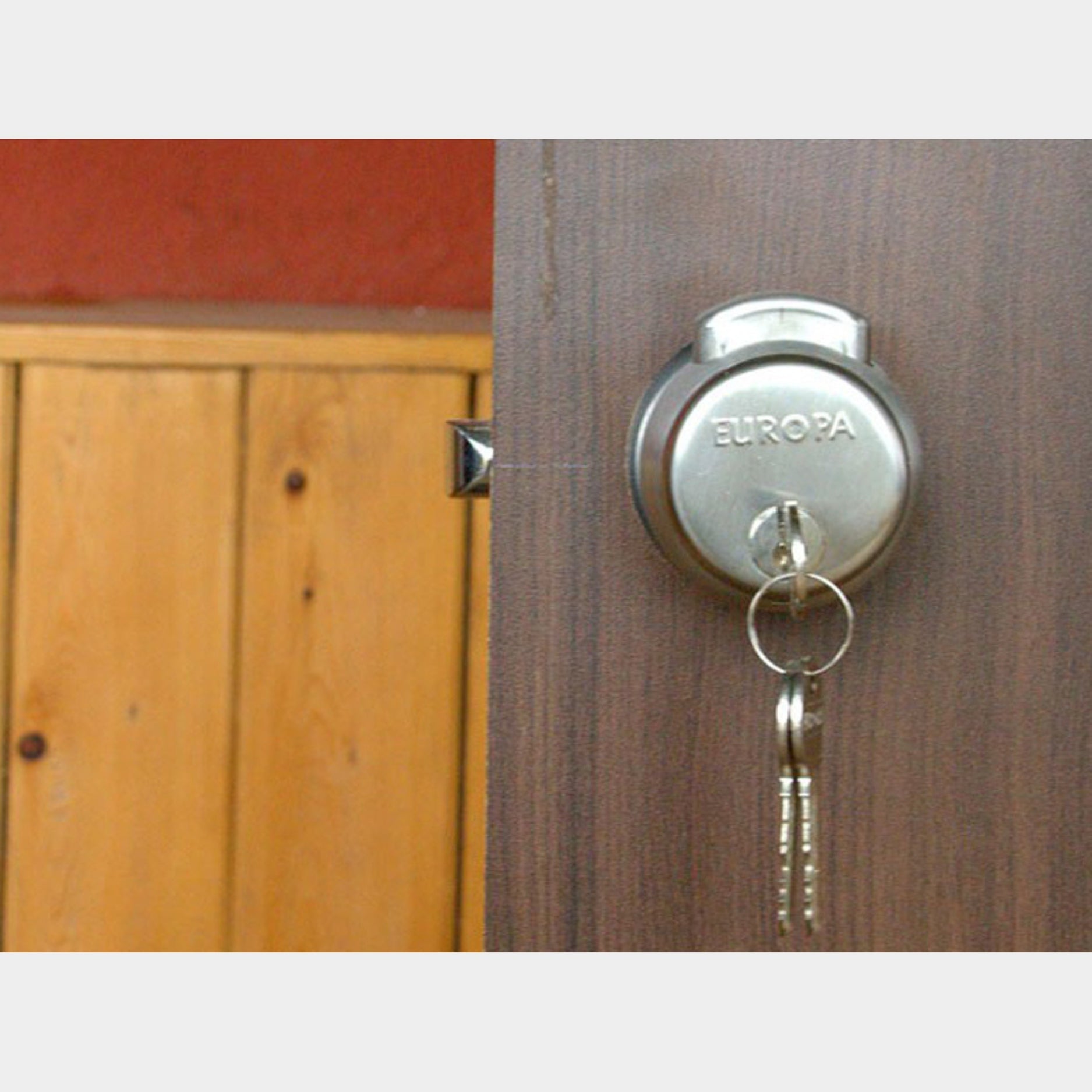 Europa Cylindrical Door Lock C120 Keyed