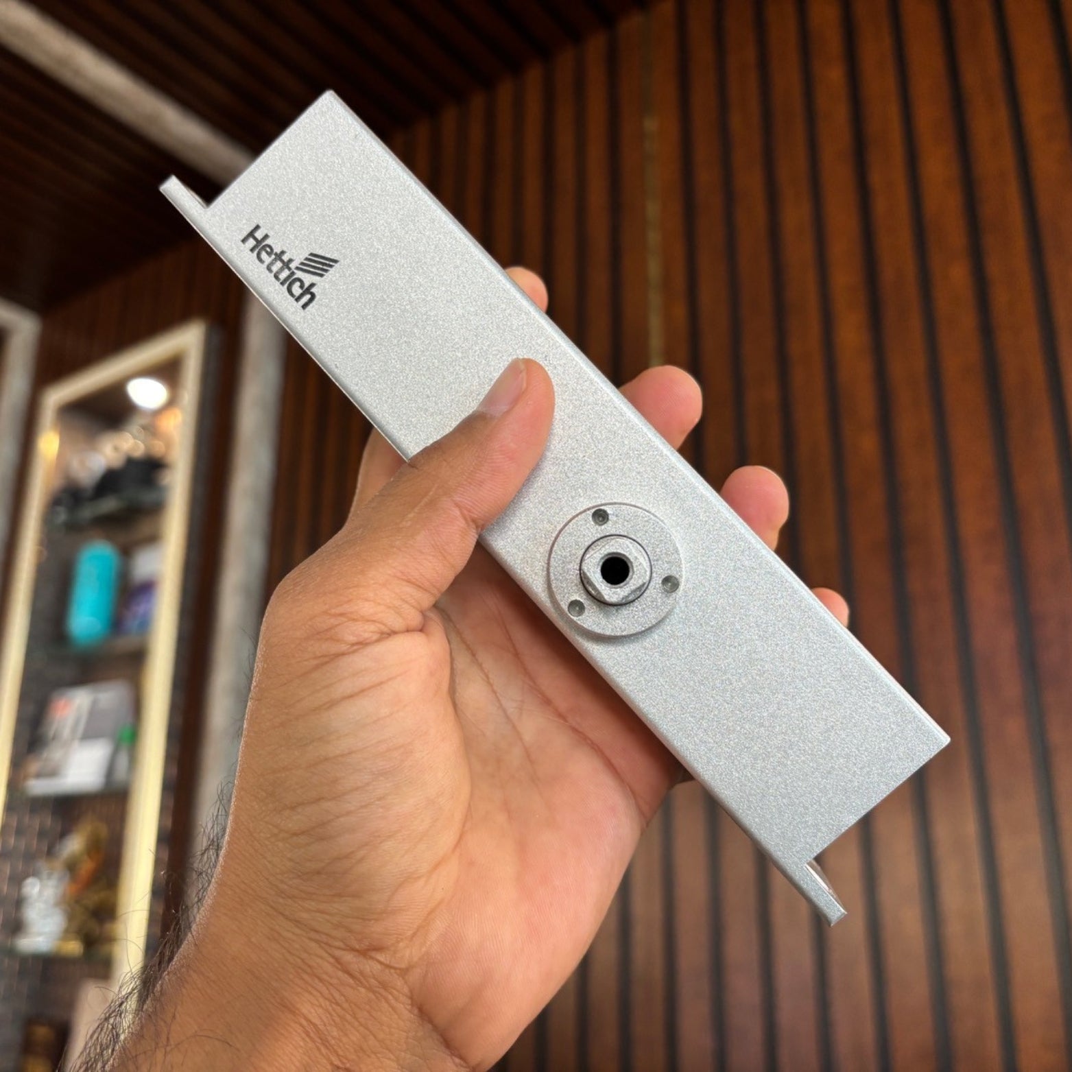 Hettich HIN 10 Standard Arm Door Closer in premium Silver finish