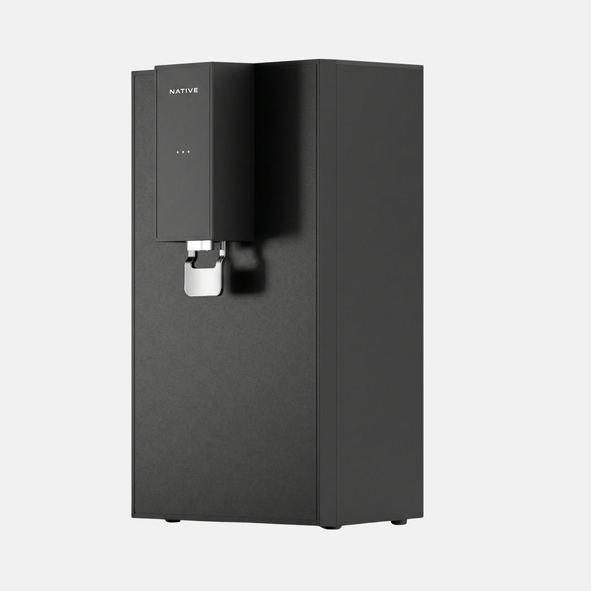 Sleek black front view of Native M0 RO Water Purifier ideal for modern Indian kitchens.